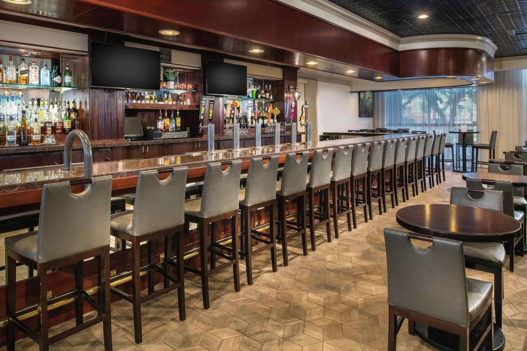 Embassy Suites By Hilton Seattle - Tacoma International Airport Tukwila Kültér fotó