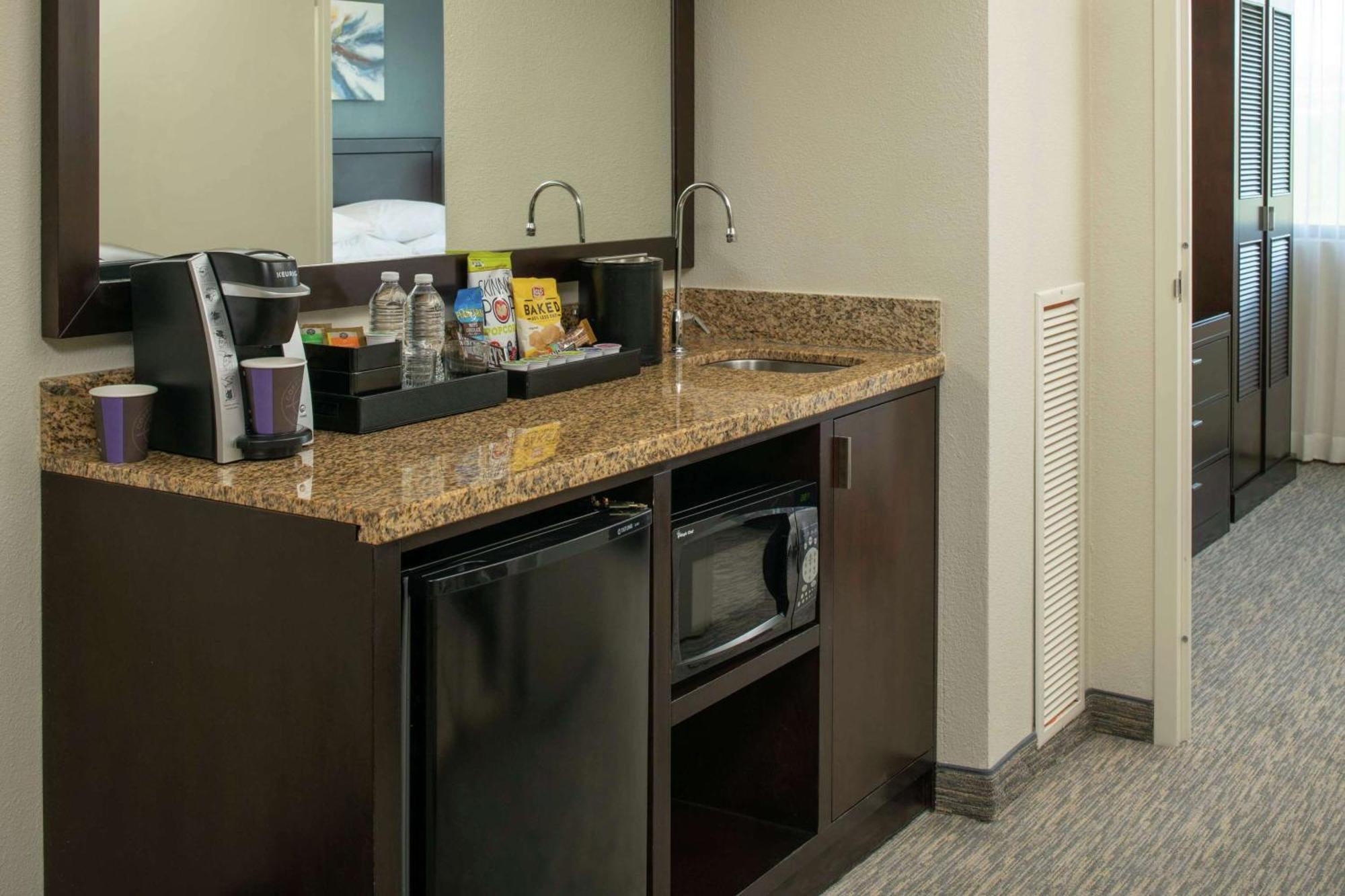 Embassy Suites By Hilton Seattle - Tacoma International Airport Tukwila Kültér fotó